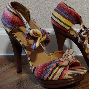 Colorful heels with bows